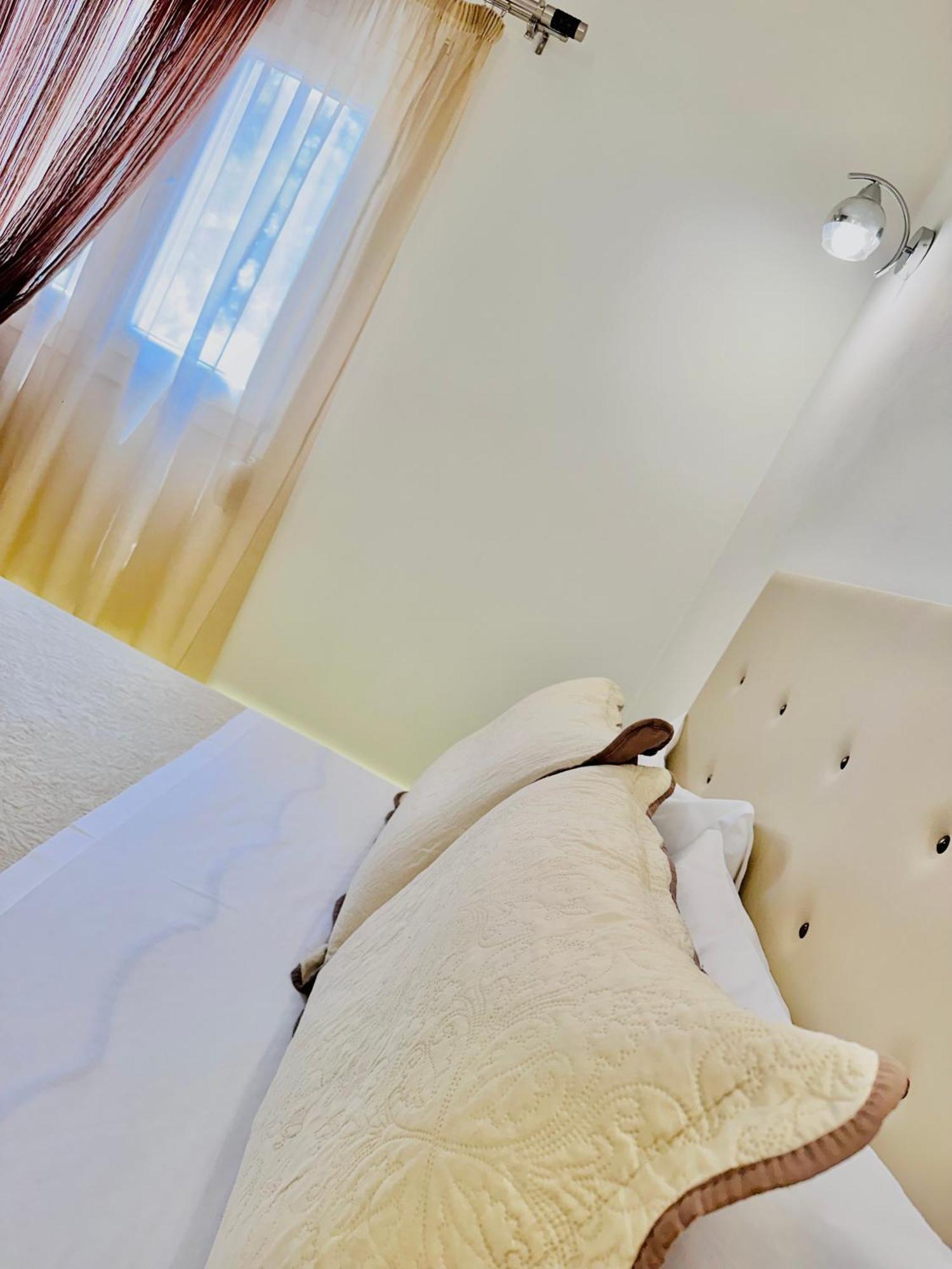 Xrysanthis Home Emporio  외부 사진